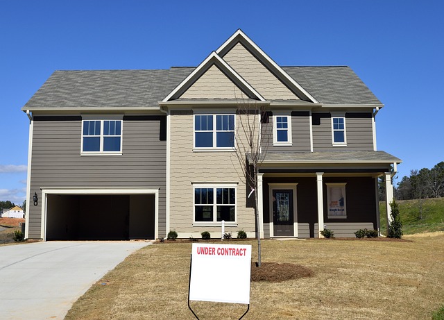 Top 10 Tipps: Haus verkaufen mit Immobilienmakler! 🏡🔑